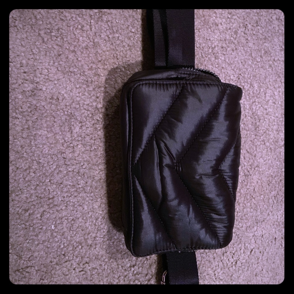 Black Crossbody/ Fanny Pack